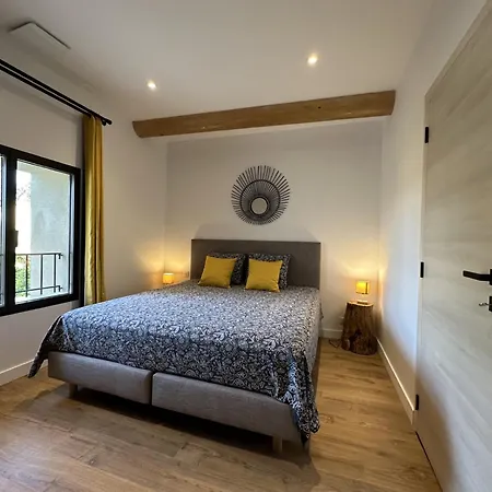 Les De La Fee Holiday home