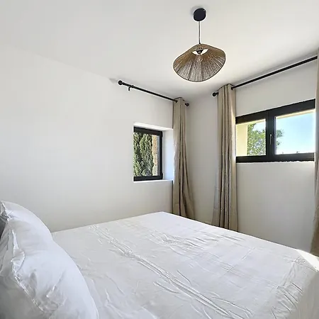 Les De La Fee Holiday home Cavaillon